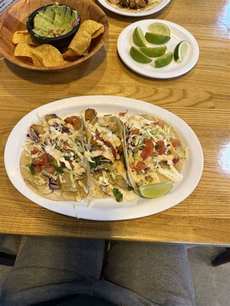 Bajamar Seafood & Tacos