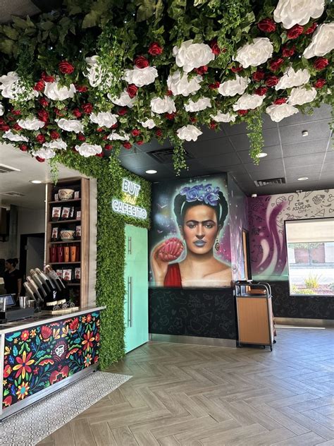 Con Azúcar Café Bakersfield,CA